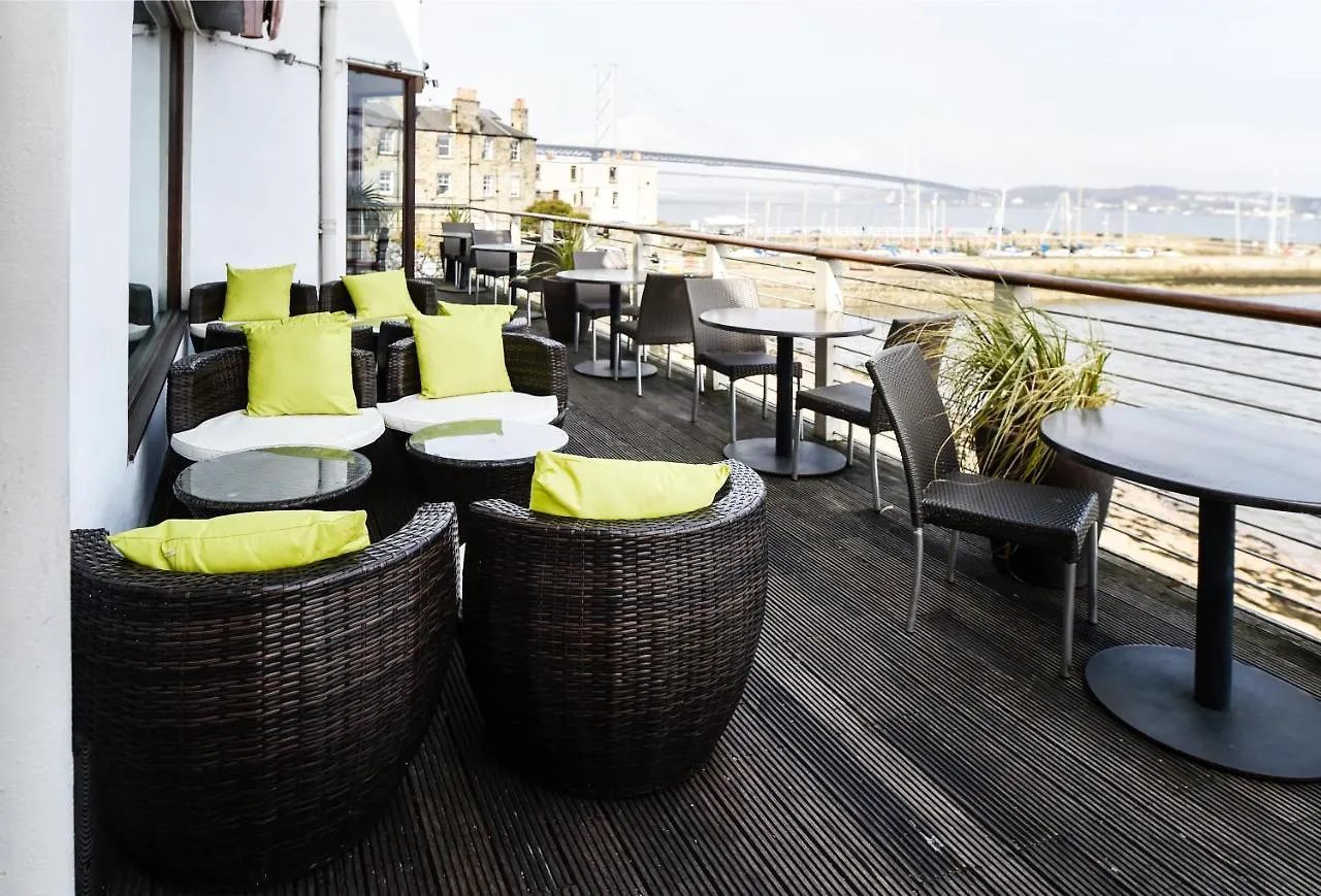 Orocco Pier Otel South Queensferry