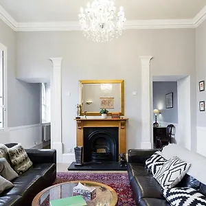 Royal Mile Apartment